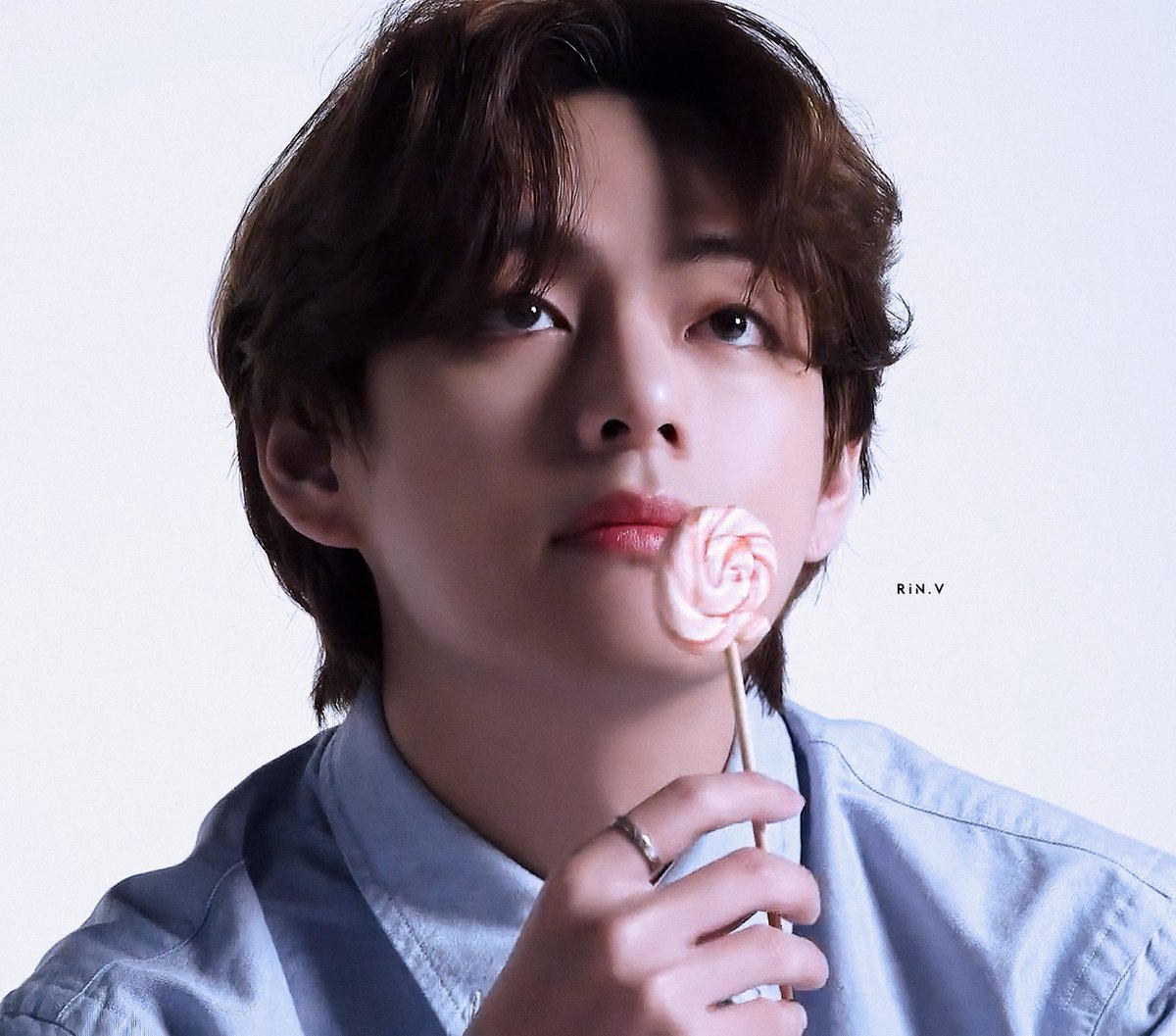 Rin_v_taetae's tweet photo. 📎https://t.co/ytCPU5JmHR
BTS ‘DECO KIT’ Photoshoot Sketch
#BTSV #V #태형 #TAEHYUNG https://t.co/f1p0NdDSb2