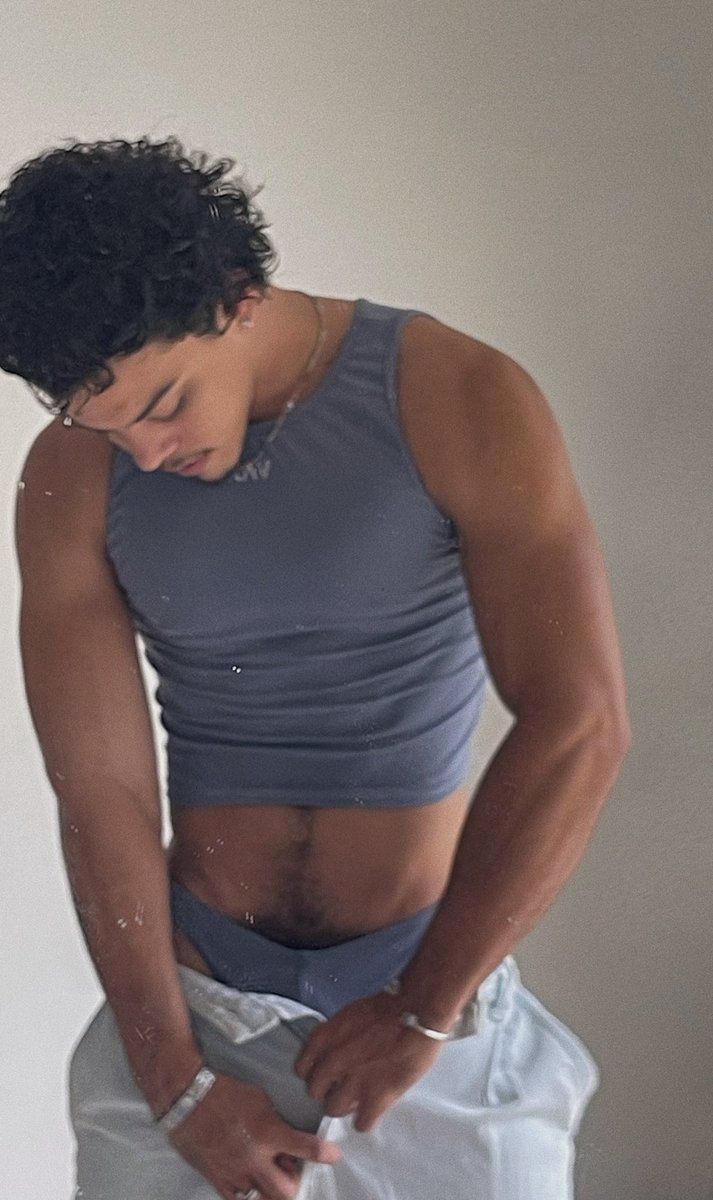 suchafag's tweet image. First time modeling for a brand :$