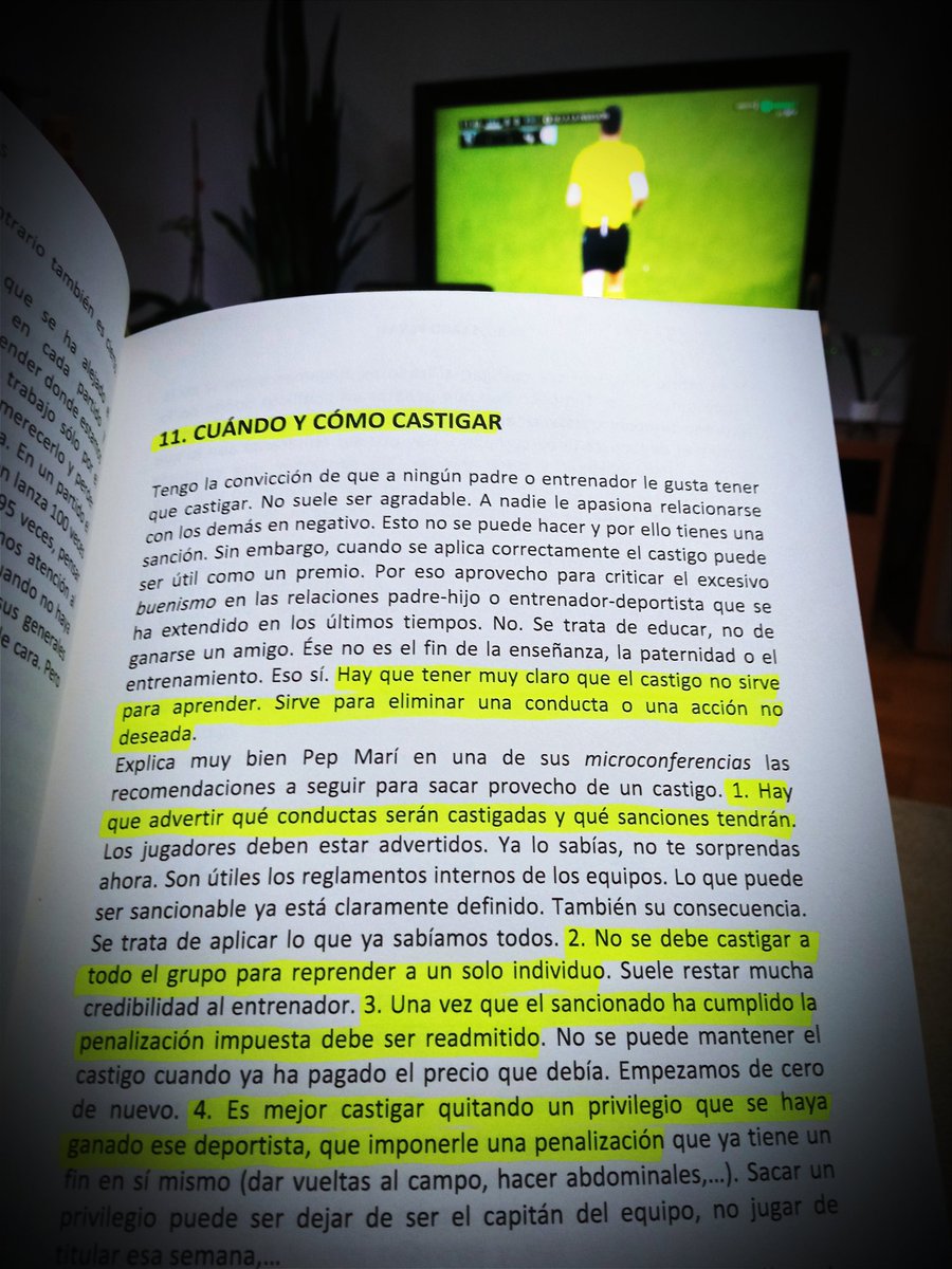 BILBITALANO's tweet photo. 📝El castigo en el fútbol:

"El castigo no enseña. Elimina conductas no deseadas"

1-dejar claro las conductas sancionables y sus represalias

2-Nada de castigos colectivos por 1 solo miembro

3-Sanción cumplida=readmisión inmediata

4-Preferible castigar suprimiendo privilegios https://t.co/gxXLkqP4Tj