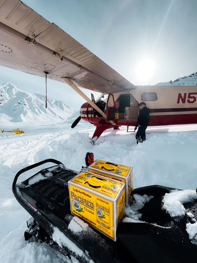 Load 'em up! @Pacificobeer glacier bevs, a necessity for Stop_03 @Yeticoolers Natural Selection Alaska. 🍻⁠ The weather window is open now - Mar 27, where 4 women &amp; 8 men will take on the Tords! AK will premiere mid-April. Stay tuned.