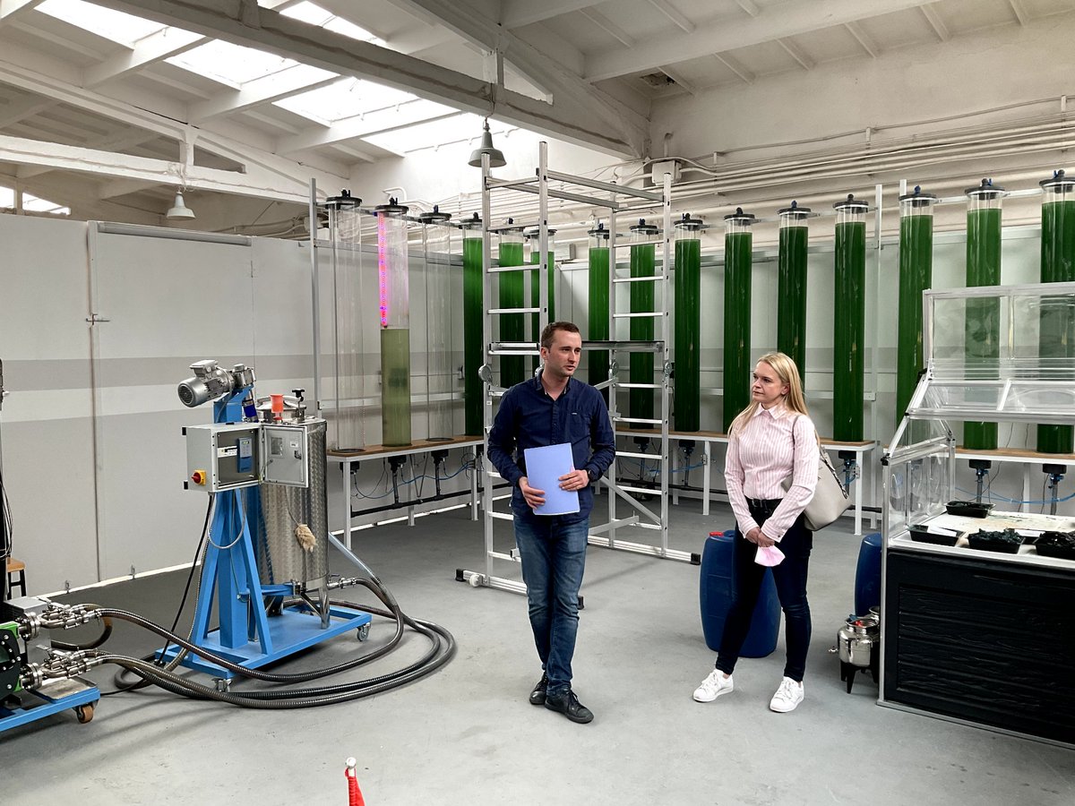 englishbydavid's tweet photo. Day 1️⃣ - Our #ScienceAcrossEurope project has just started: after getting to know each other, we've taken some workshops on biomass at the University of Technology @EUErasmusPlus @proyectocartama @mmarmalea 🇵🇱 https://t.co/Pi5aelRbtD