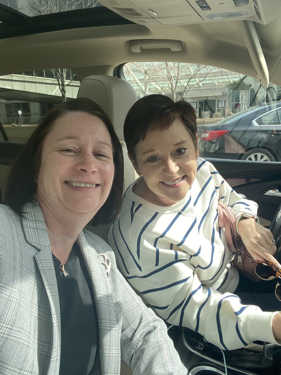 joclyborne's tweet photo. Family Law Institute this morning Heading to Ft Gordon for military duty this afternoon. Changing things up. Law partner driving me to airport instead of Household 6 since itโs not Oโdark 30. It takes a village to make all this happen & Iโm blessed with quite the tribe #Guardhard https://t.co/phUwbRIWd7