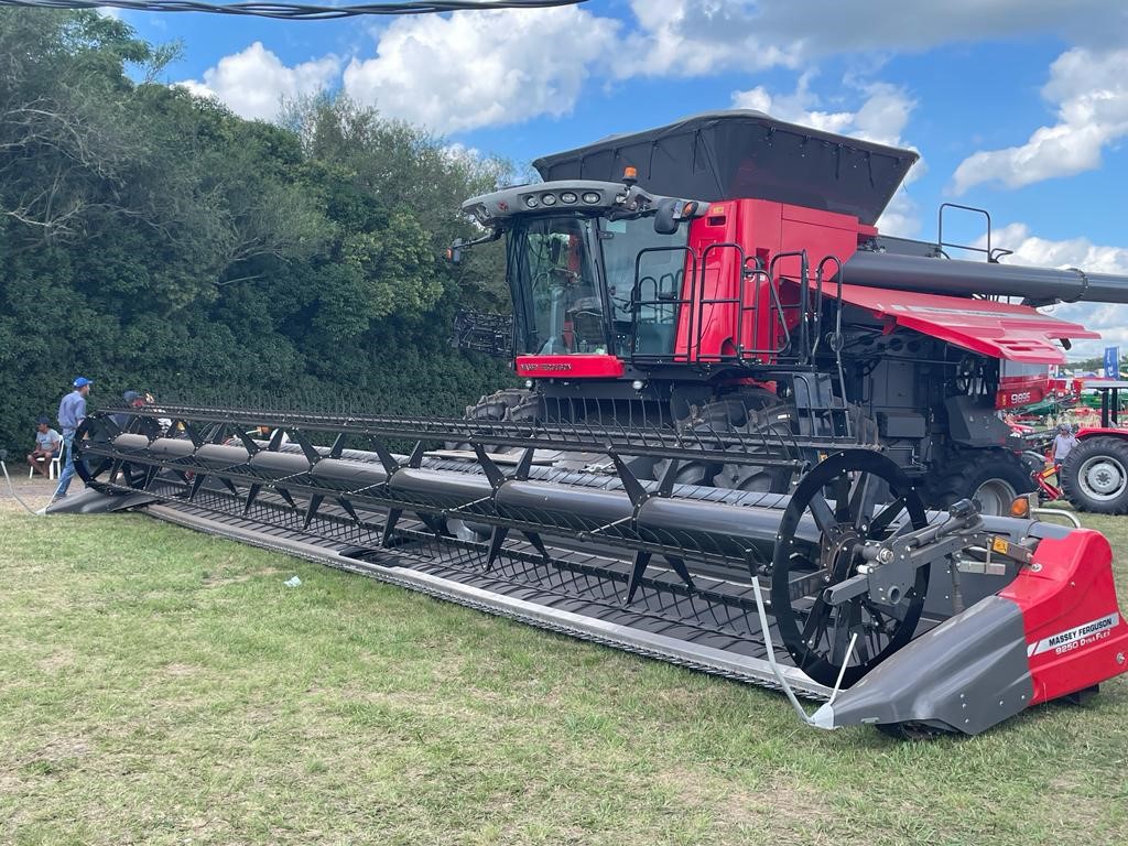 Vuelvo entusiasmado de la Expoactiva de Soriano. Tractores, cosechadoras, sembradoras y maquinaria agrícola de última generación dan la pauta de la pujanza y buenas expectativas del sector agropecuario. Nosotros en Scotiabank siempre vamos a estar a su lado apoyándolos.🚜🐄🌻