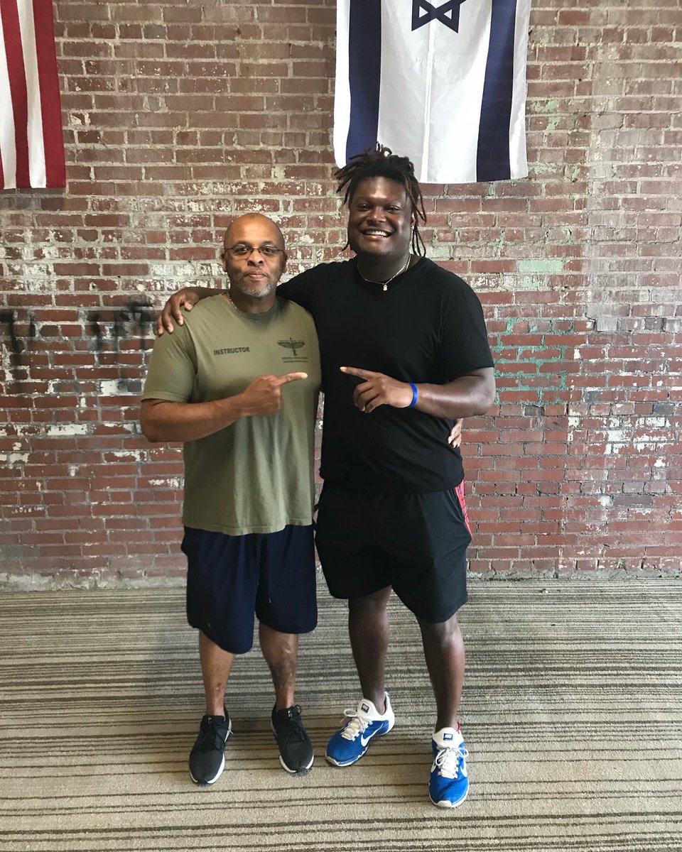 AlPoodie's tweet photo. CONGRATULATIONS to my guy and David Kahn Krav Maga Football Combatives OG, Keyshon Camp!! He crushed his Pitt Football Pro Day. Get ready NFL, heβs coming to make his mark and dominate!! @Camp_thatdude #Violenthands #Knivestraining #Dungeonwork https://t.co/63R05V1zG5