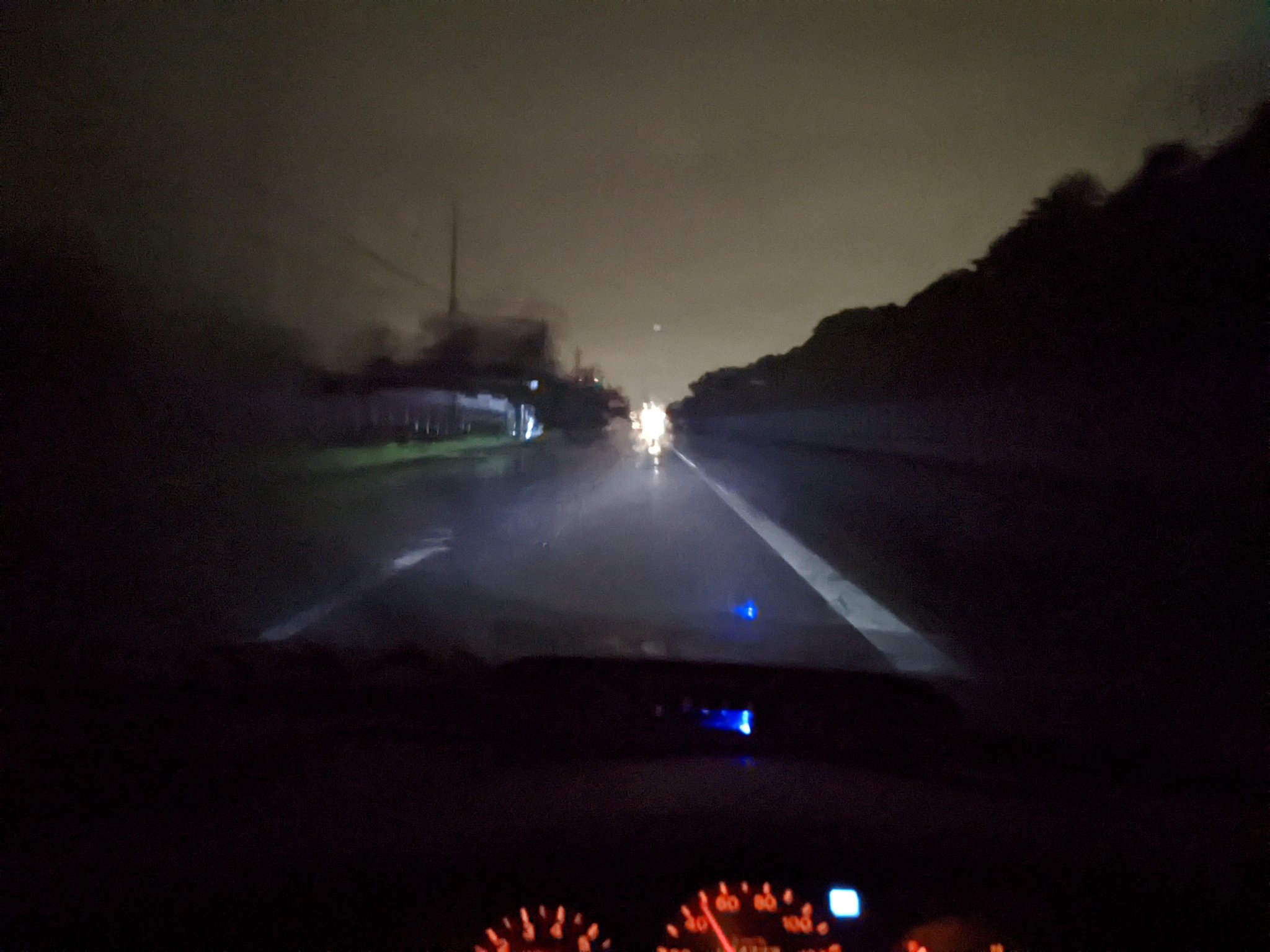 亜鳳 Pr Innocent エアコン デフロスター 曇り止め レスのシビックの現実 夜で雨だと肉眼じゃマジで何も見えない 良い子のみんなは高々10kgくらいの軽量化の為にエアコン類外すのはやめようね 冗談抜きで死ぬよ T Co Glnenbszao Twitter