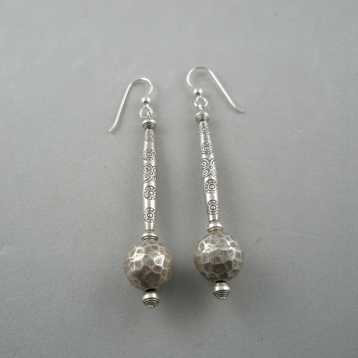 stoneberri's tweet photo. Elegant Hill Tribe https://t.co/Va4IbsazWV #Stoneberri #Etsy #AllSilver https://t.co/lshvDOUUdx