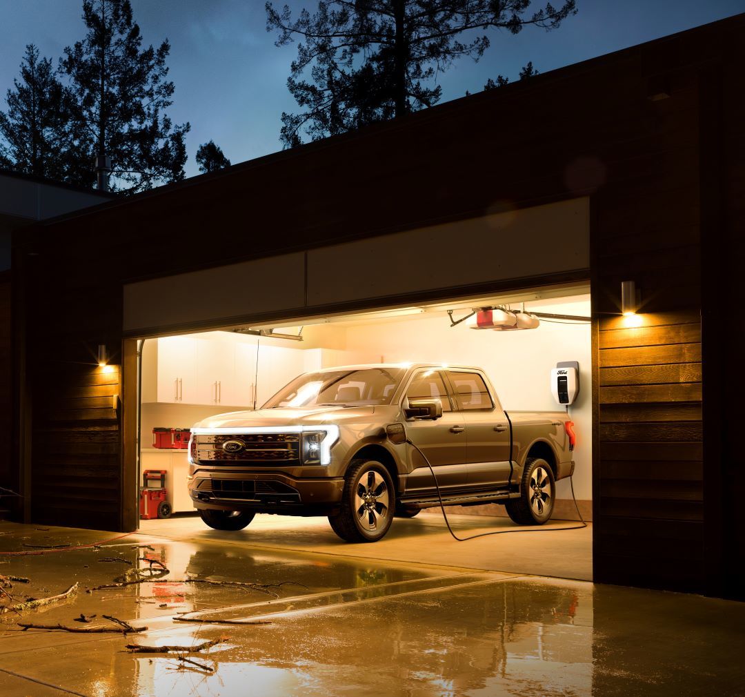 FuccilloFordAda's tweet photo. The All-Electric F-150 Lightning. It’s time to take an American icon to the next level.

*Preproduction computer-generated image shown. Available starting spring 2022. https://t.co/yZChuovdYW