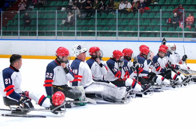 Тульские следж-хоккеисты стали вторыми на Играх паралимпийцев "Мы вместе. Спорт"
tula-sport.ru/news/52641