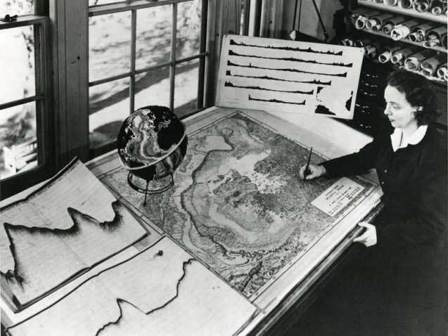 Marie Tharp changed how we think of the Earth by discovering the most convincing evidence to support plate tectonic theory which unifies natural science disciplines (the position of continents and oceans on earth influences global climate, evolution, and more) #WomensHistoryMonth