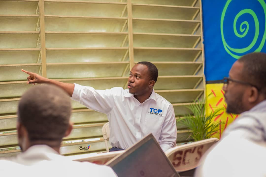 ProgramPCI's tweet photo. MERCI énormement Me @steverosembert pour votre superbe intervention lors de la journée de formation 19 mars 2022 à @HaitiBrand sur la #cybersecurite en Haïti. https://t.co/giANhqvAS9
