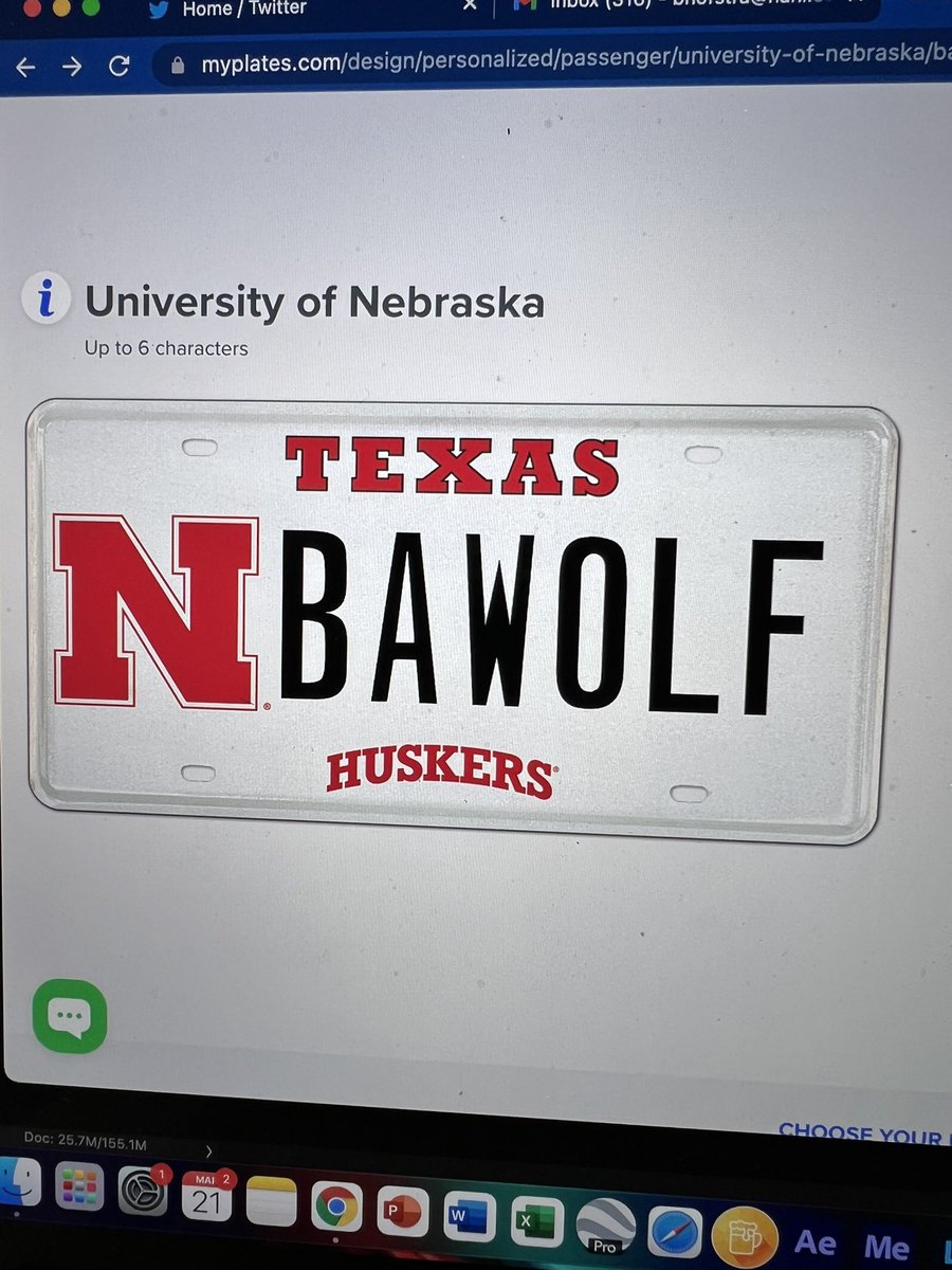 hof_nodnarb's tweet photo. Shopping new plates in my new state 🤠 🌽 🐺 @BussinWTB @_willcompton @TaylorLewan77 https://t.co/FFPBIdFxPu