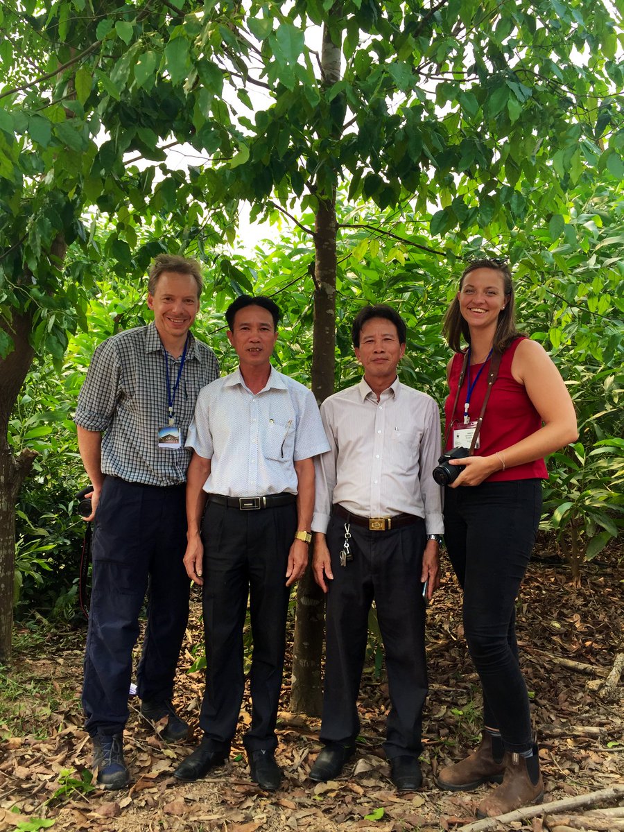 andyheald's tweet photo. Happy #IntlForestDay 
Forestry is a profession that has enabled me to work with amazing &amp; inspiring people in lots of wonderful places @TheICF 
 🌲🌳🌍 #InternationalDayofForests https://t.co/1FVBYztFFt