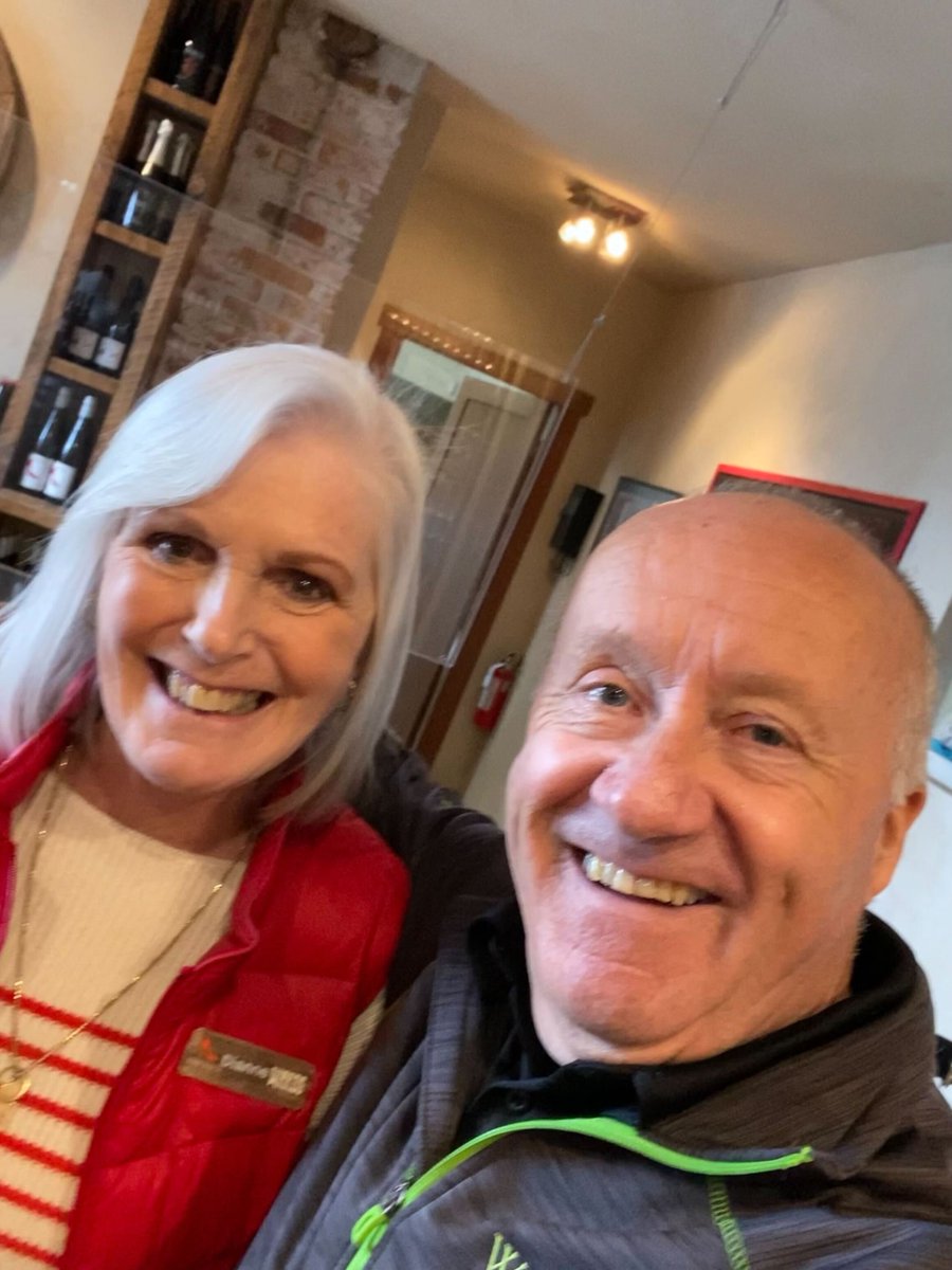 Wicked Wine Tours (@wickedwinetours) on Twitter photo Danny says hello to one of our favorites, Diane, at <a href="/TheViewWinery/">The View Winery</a>. Engaging service with a smile at every tasting! 👏🏼 #BCwine Danny says hello to one of our favorites, Diane, at <a href="/TheViewWinery/">The View Winery</a>. Engaging service with a smile at every tasting! 👏🏼 #BCwine
