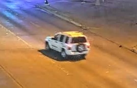 fortworthpd's tweet photo. Unsolved #HitandRun 

This vehicle, an early 2000s model Jeep Liberty, collided with a pedestrian near the 1100 block of E. Seminary Drive. The driver did not stop. 

Please call 817-392-4887 if you recognize this vehicle or have any information regarding this #HitandRun https://t.co/1h92WxewvA