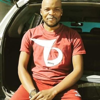 mat_boschh's tweet image. Post a picture of your favorite Tweleb and what they are famous of or quote them..

He tweet Nonsense 🤣