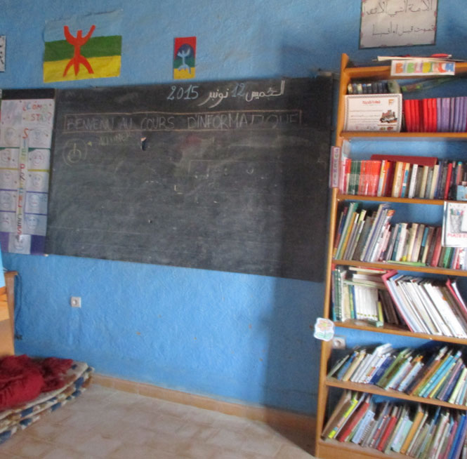 AishaMarruecos's tweet photo. Una pequeña ayuda puedes hacer un cambio enorme, unos alumnos de la UA hemos creado un crowdfunding para un proyecto que ayuda al que más lo necesita, y utiliza el arma más poderosa, la EDUCACIÓN https://t.co/TKWyFfLJJv