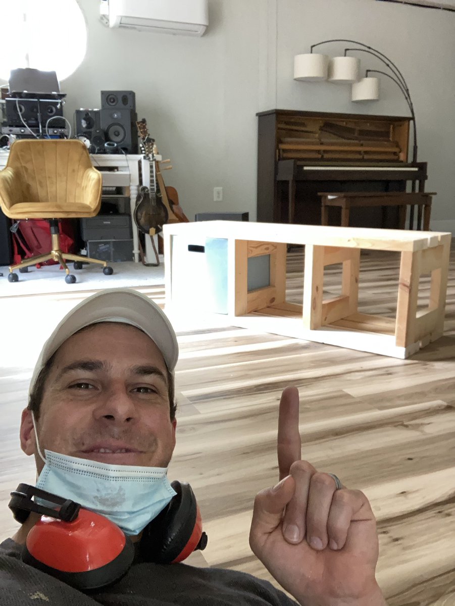 jennyandtyler's tweet photo. Took a break from website updating and other computer work to make prototype #1 of a 13” storage cube organizer / bench for live events at the studio! Planning on making a bunch more eventually. 

#diybench https://t.co/HWXNiuOHAm