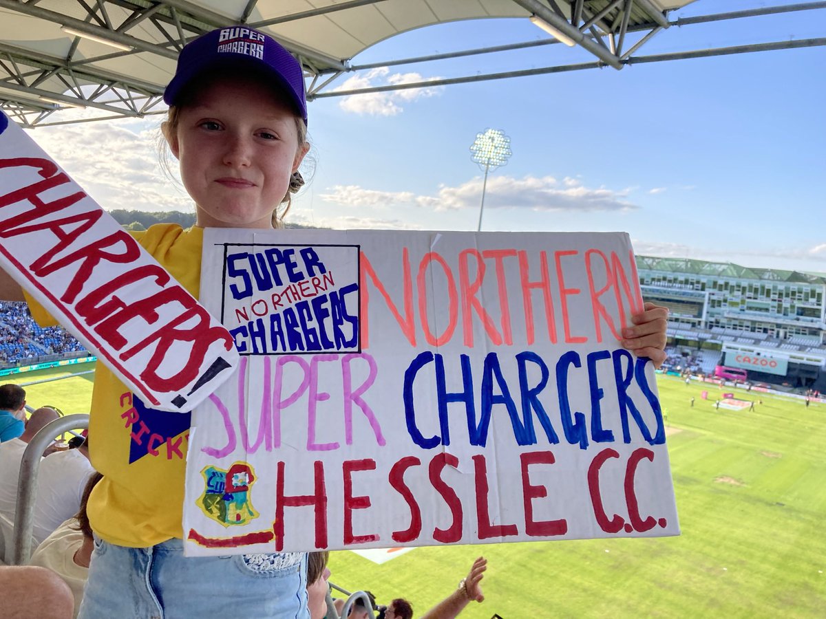 Sears77's tweet photo. @thehundred #northernsuperchargers #thehundred https://t.co/5iX0qb8I93