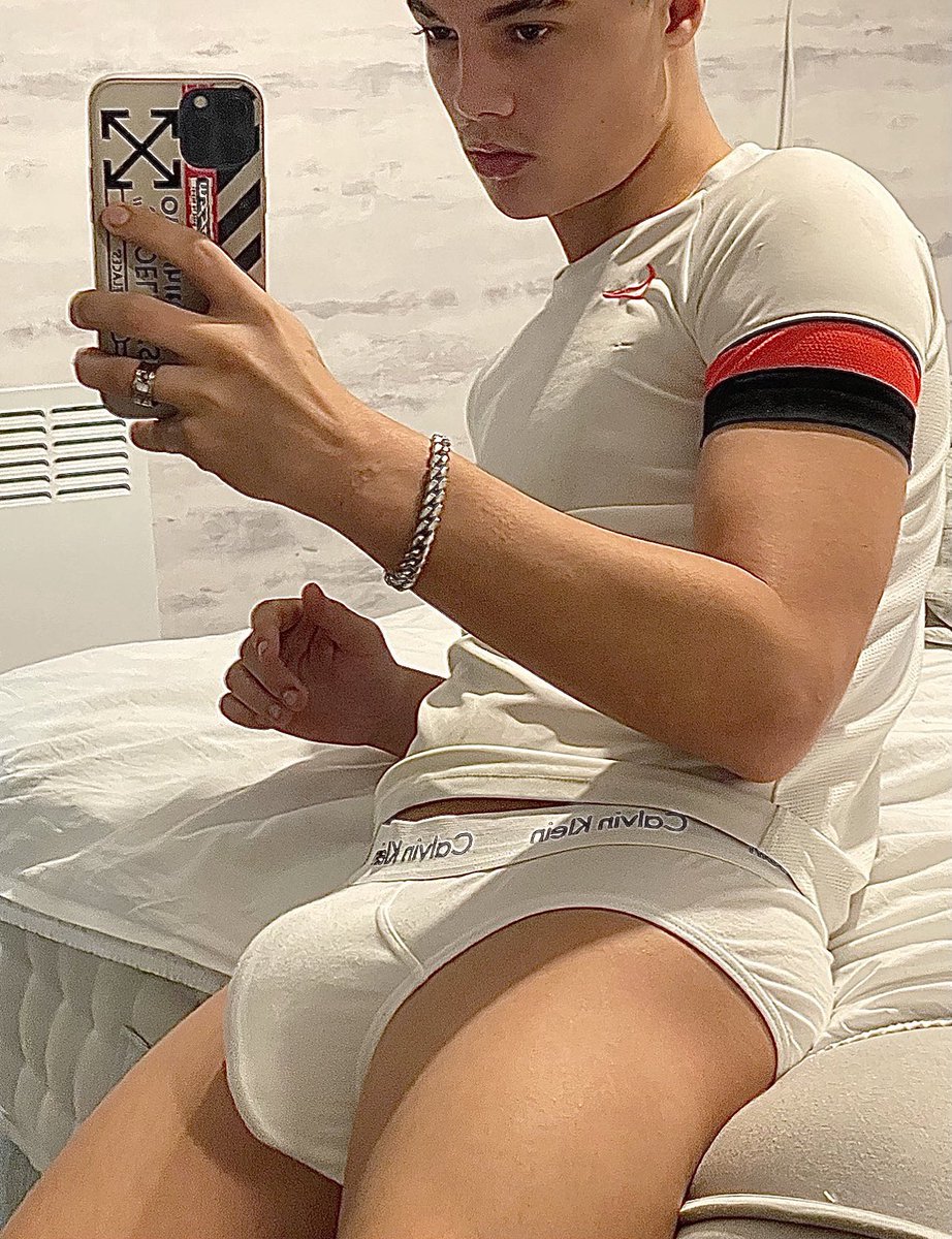leedsladextra's tweet photo. Rt if you like bulge😉🤫 https://t.co/aCOcaWLjtJ