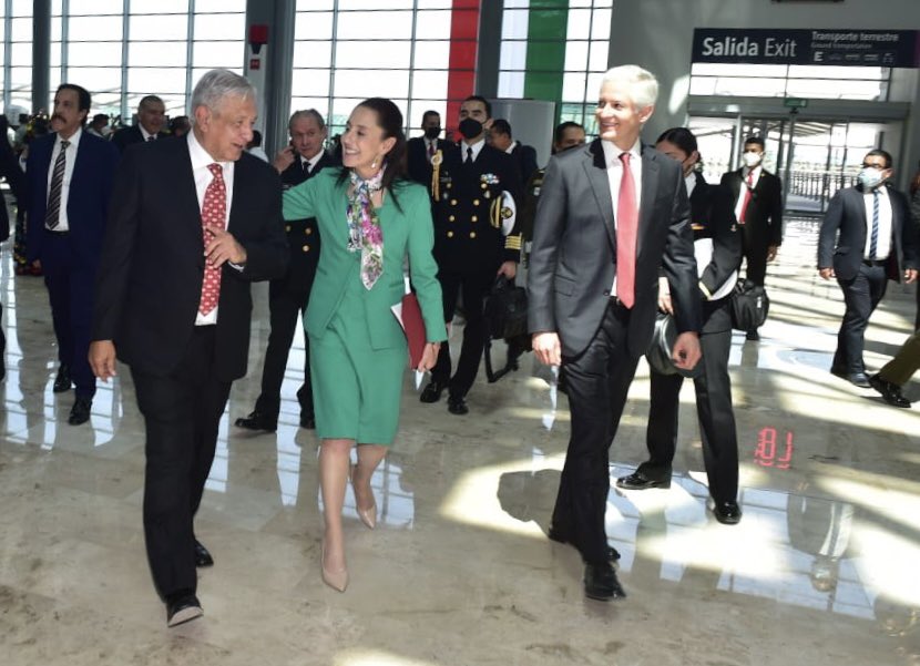 Claudiashein's tweet image. El #AIFA es la esencia de la Cuarta Transformación de la vida pública de México.