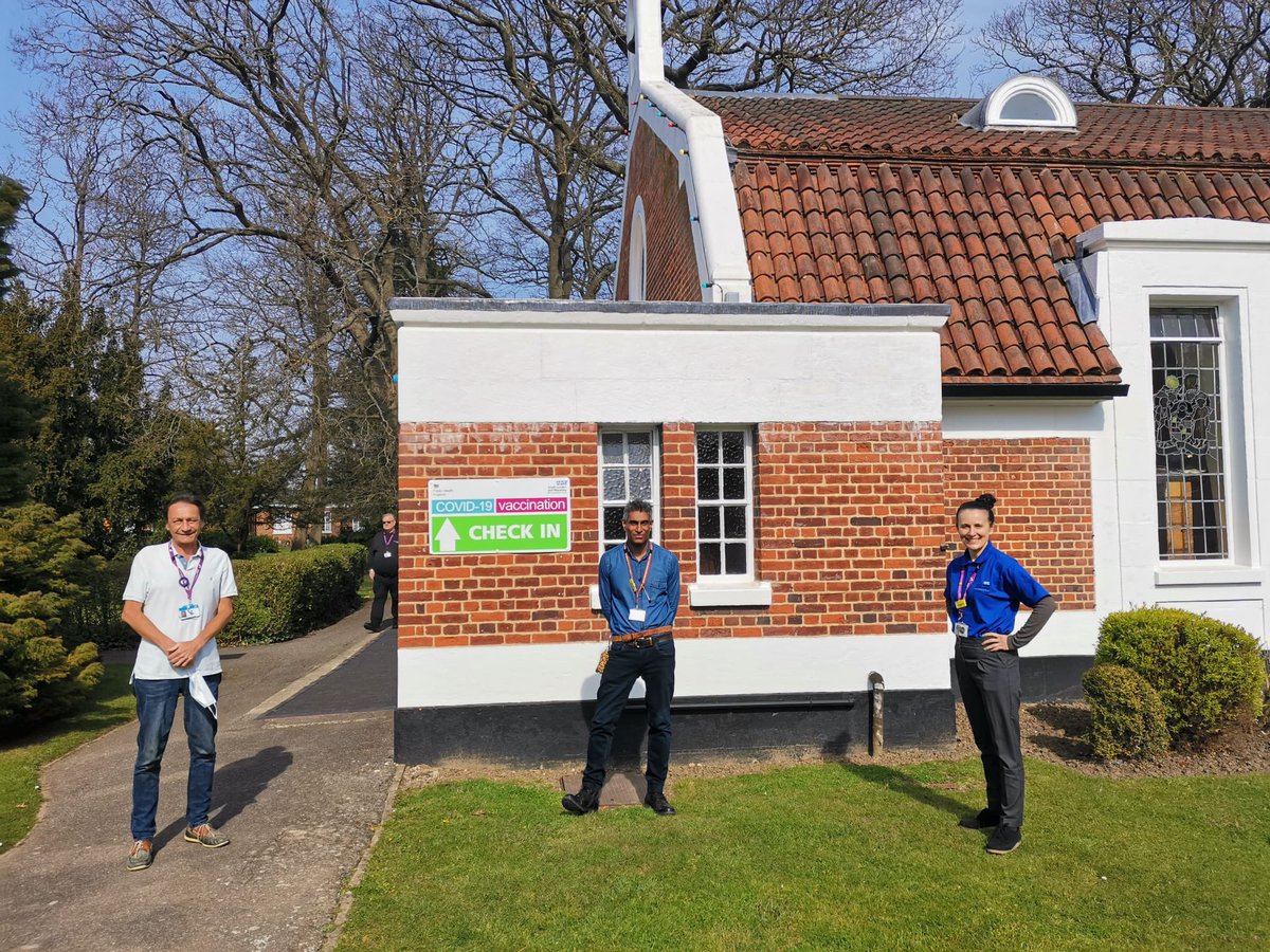 Kim Davies 💙 tweet media