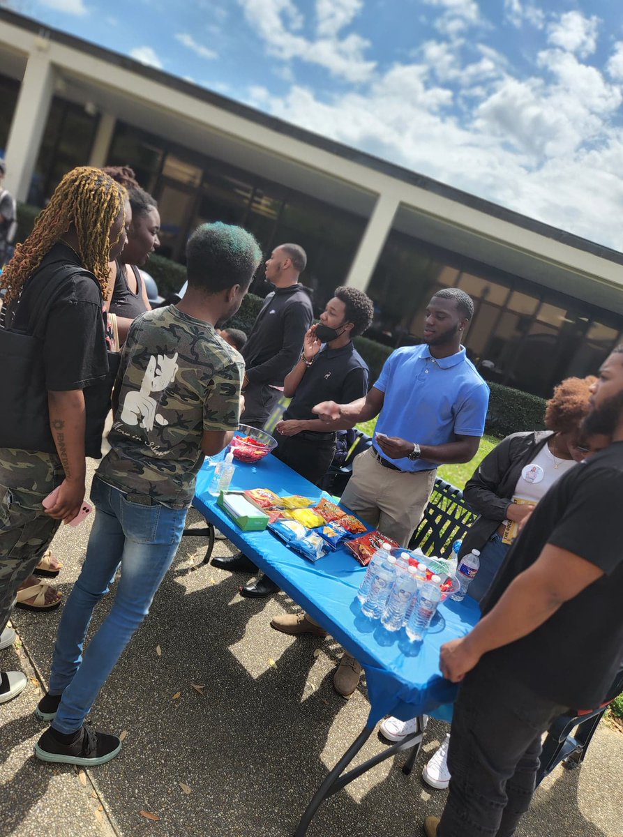 SouthernU_BR's tweet photo. It’s officially campaign week on the Bluff! Good luck to everyone that is vying for a position. #WeAreSouthern #BluffStuff #SouthernUniversity #HBCU #RYSSUBR #RYSSHREVEPORT https://t.co/LwudAjxGOA