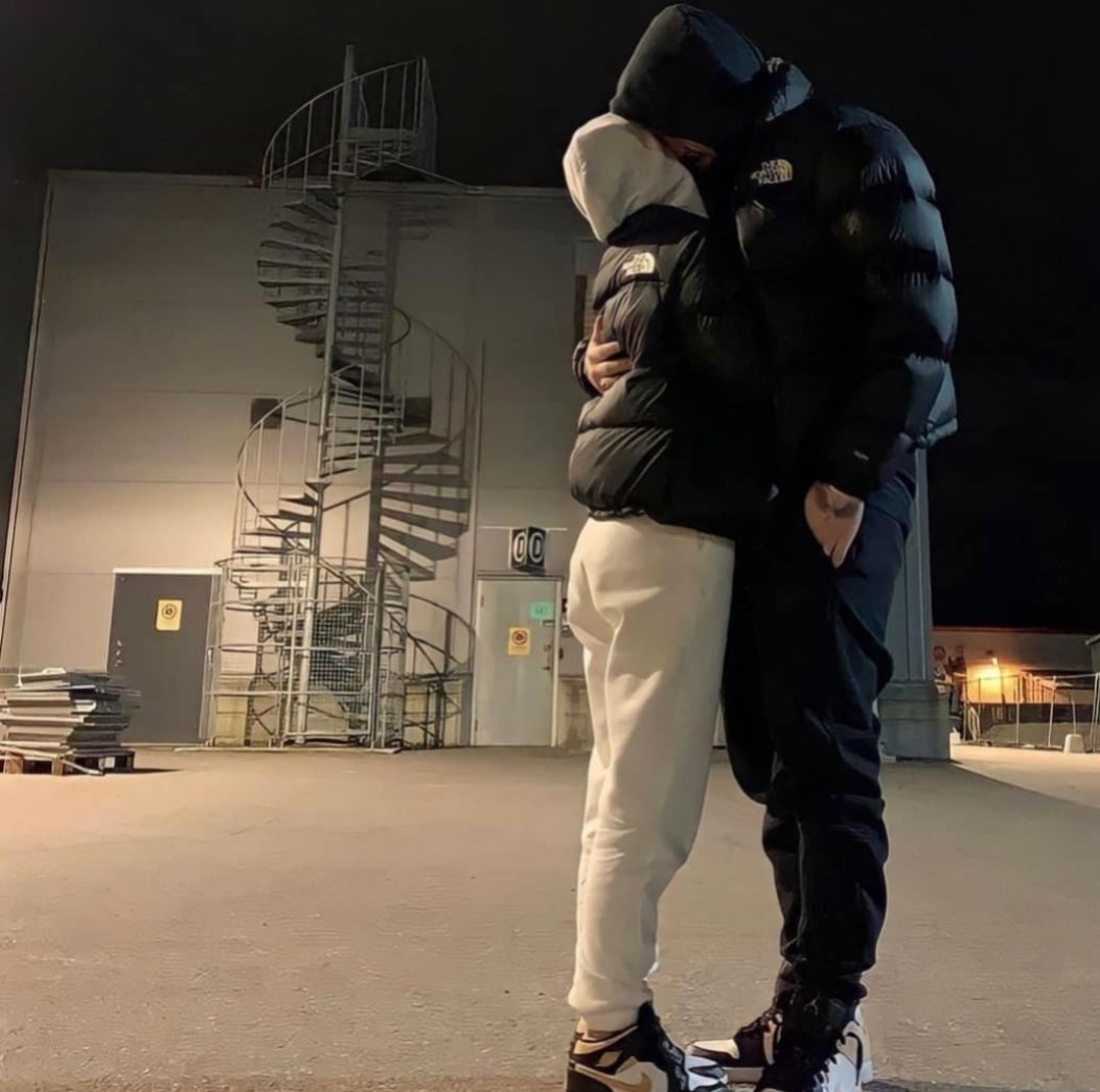 Me and You (@1flowery_) on Twitter photo 