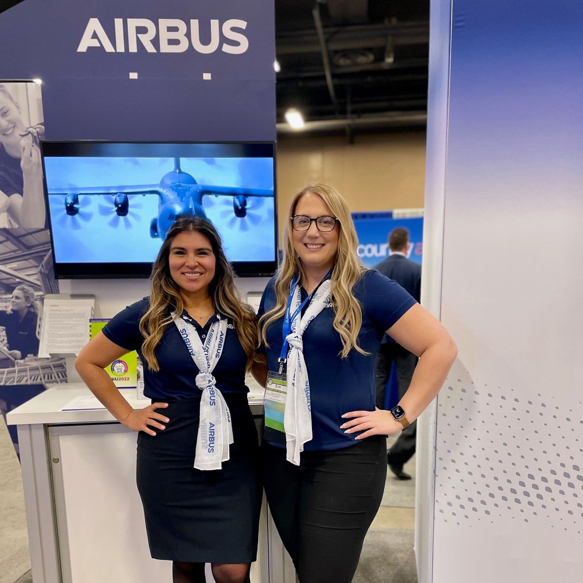 AirbusHeli_usa's tweet photo. Last week, #Airbus attended the Annual International @WomenInAviation Conference in Nashville, TN. A special shoutout to our @AirbusHeli_usa team on-site for their commitment and passion to pave the way for more opportunities and support to #womeninaviation #WAI22. https://t.co/bleJS9fwTE