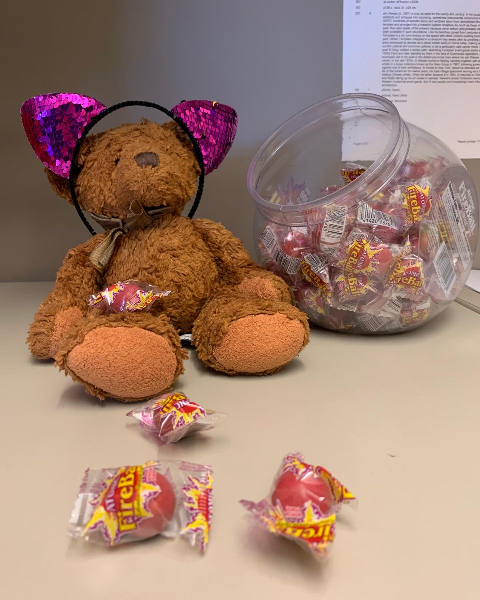 TigardLibrary's tweet image. Hide your snacks! It looks like the wee bear has had a wild weekend munching on fireballs from a librarian&apos;s desk. 

#Tigard #TigardPublicLibrary #LostAndFound #LibraryAdventures #TeddyBear