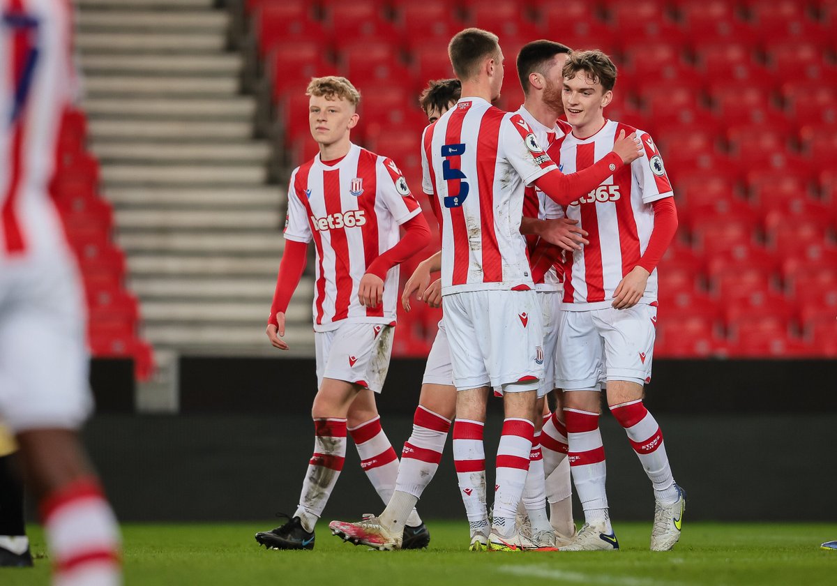 A confident opening goal from Adam Porter ⚽️

🔴⚪️ 2-0 ⚫️⚪️ | #SCFC | #PL2