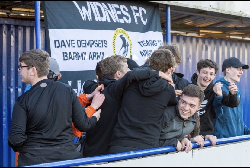 win or lose, always in fine voices best in the league⚫️⚪️