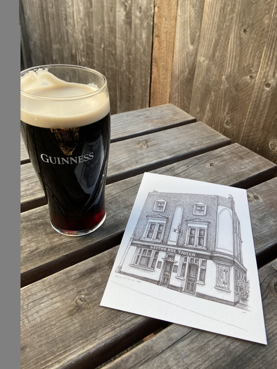 insouthlndn's tweet photo. Lydia Wood is a pencil artist attempting to draw every pub in London 🍻🍻🍻 We’re a huge fan of her beautiful, detailed drawings – and also #southLondon pubs. Here’s @BlytheHillTav, Hermits Cave and @StormbirdSE5 looking delightful 
Search for lydiawooddrawings on Instagram https://t.co/EnBWvZsuCD