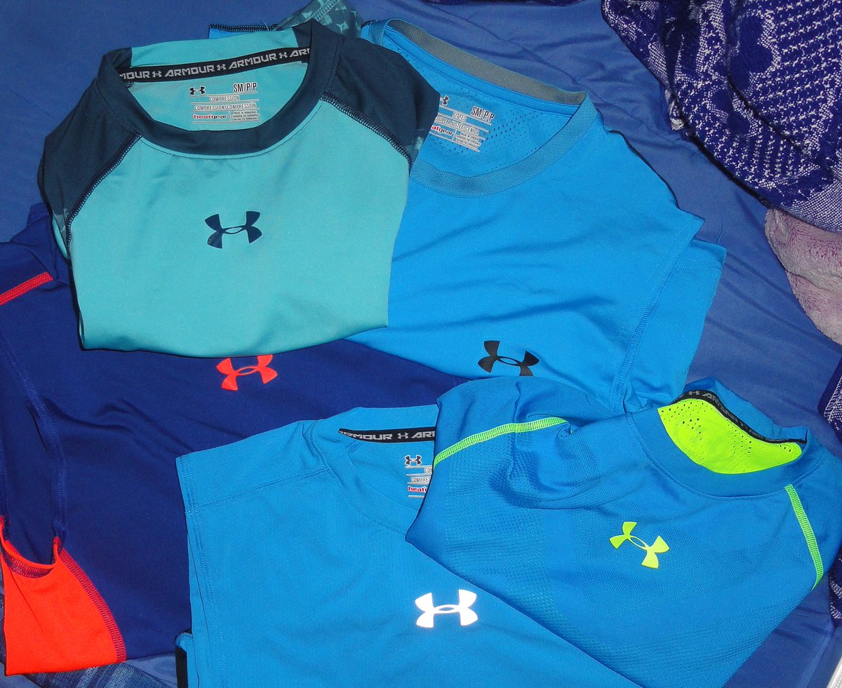 francho18641215's tweet photo. 🖤⭕️🖤Para los #cabrones calientes que les gusta la ropa deportiva,Mas camisas de UnderArmour que van acer echas en algo mas caliente,muschas mas #tagas para que se coma mi #culo,Cual de todas es su favorita. #sport #ass #gay #sex #thong #men #bulge 🖤⭕️🖤 https://t.co/JRvfQQupGs