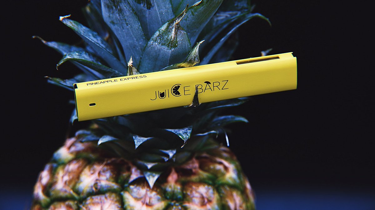 wizardofOzzy7's tweet photo. Did some product photography for the homies wax pens https://t.co/EkPFHsu9n8