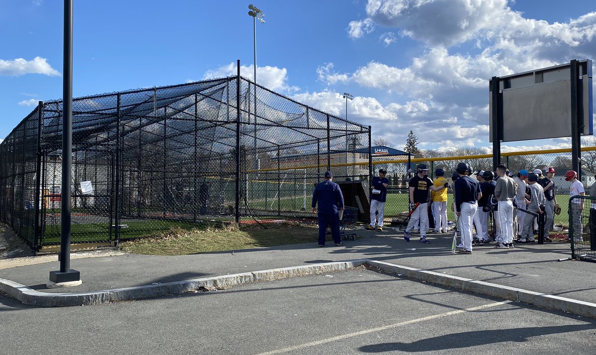 MCathletics1's tweet photo. Spring Sports are here!  Good luck to all the Lancers trying out this week. 🥎 ⚾️ 🎾 🏃‍♀️ 🏃‍♂️ 🏉 🥍 ⛳️ https://t.co/JqdYqcCgd1