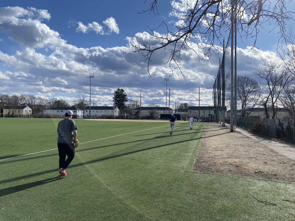 MCathletics1's tweet photo. Spring Sports are here!  Good luck to all the Lancers trying out this week. 🥎 ⚾️ 🎾 🏃‍♀️ 🏃‍♂️ 🏉 🥍 ⛳️ https://t.co/JqdYqcCgd1