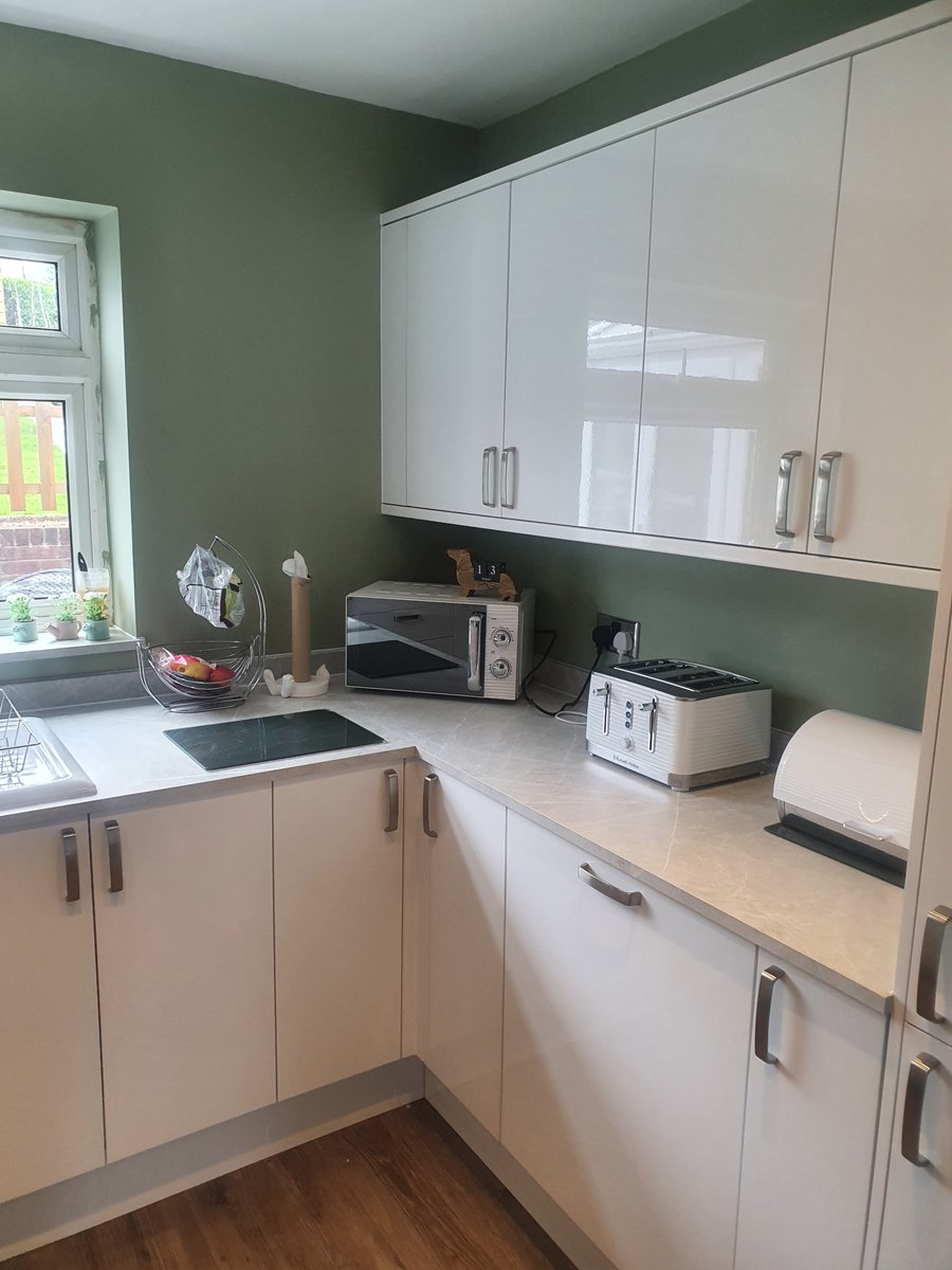 LtgBuilding's tweet photo. Independent Kitchen Fitters. Save money on your new kitchen by using an independent fitter. We are insured and qualified to fit all leading kitchen Suppliers #Kitchenfitters #Independent #Wrexham #Chester #NorthWales https://t.co/ulWJYsDG0E