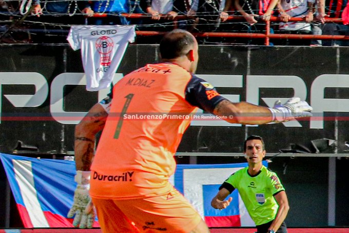 DebateSL's tweet photo. 📊 Números de Marcos #Diaz 🆚 #SanLorenzo: 

🔛  (TOTAL):
⏺️ 8 PJ 
✅ Ganó 2 
🤝 Empató 2 
❌ Perdió 4

⚠️ En el Nuevo #Gasómetro: 
🤝 Empató 1 
❌ Perdió 3.

🎈🅱️🤏 https://t.co/Jj7zED6MfI