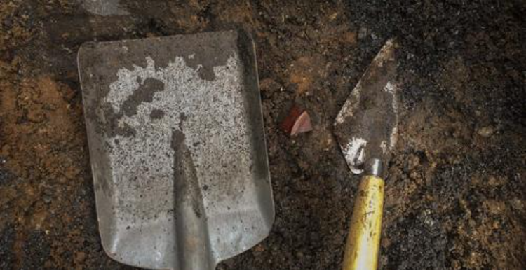 Are you a fan of #Archaeology?  You'll love this new article on the #OurStories website.   ⛏️ 🦴

It looks at our #BigDig2021 festival &amp; the brilliant 3D models one of our volunteers, Alice Martin, made from her findings.

Find out more 👉 bit.ly/3CXY3MK