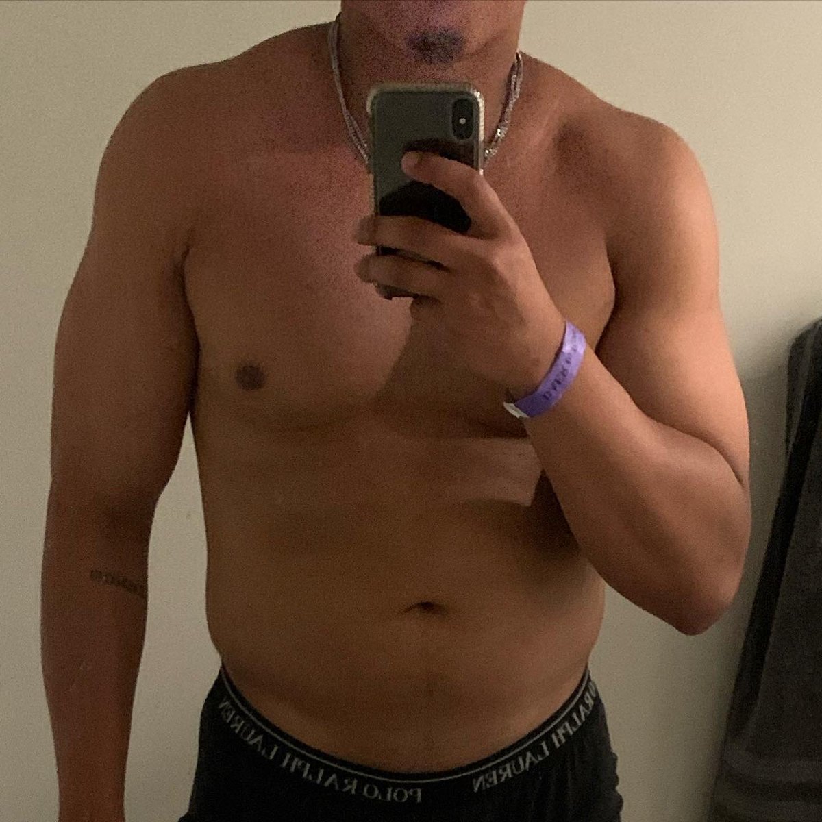 papi_wes's tweet photo. now all i have to do is get some tattoos… 

Get ya asses in the gym ! https://t.co/9XvxKHuQf9