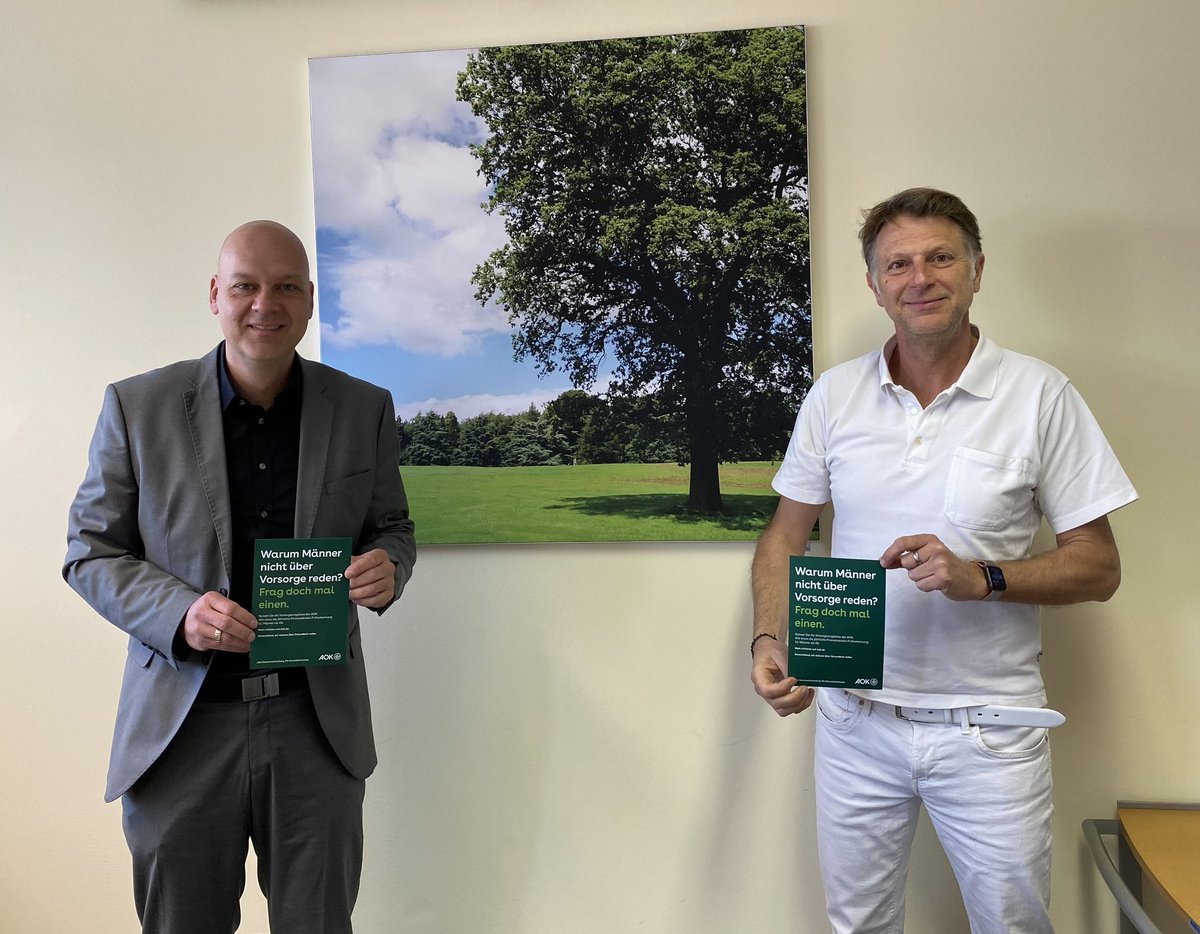 Städteregion, wir müssen über Gesundheit reden: Interessanter Austausch mit Urologe Dr. Christoph Pies über #Männergesundheit. Dr. Pies ist bekannt durch seinen Podcast „Pinkelpause“ und seine Bücher: „Was passiert beim Urologen?“, "Männer Ü50" und demnächst „Potenz auf Rezept".