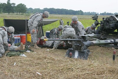 USArmyFortSill's tweet photo. Soldiers stay ready to respond when catastrophe strikes!
Get past polished mediocrity
#marchtoservice #FiresFifty #TeamSill #First2Fire #FiresStrong 
 
@USArmy @TRADOC https://t.co/KFskr1bm5y