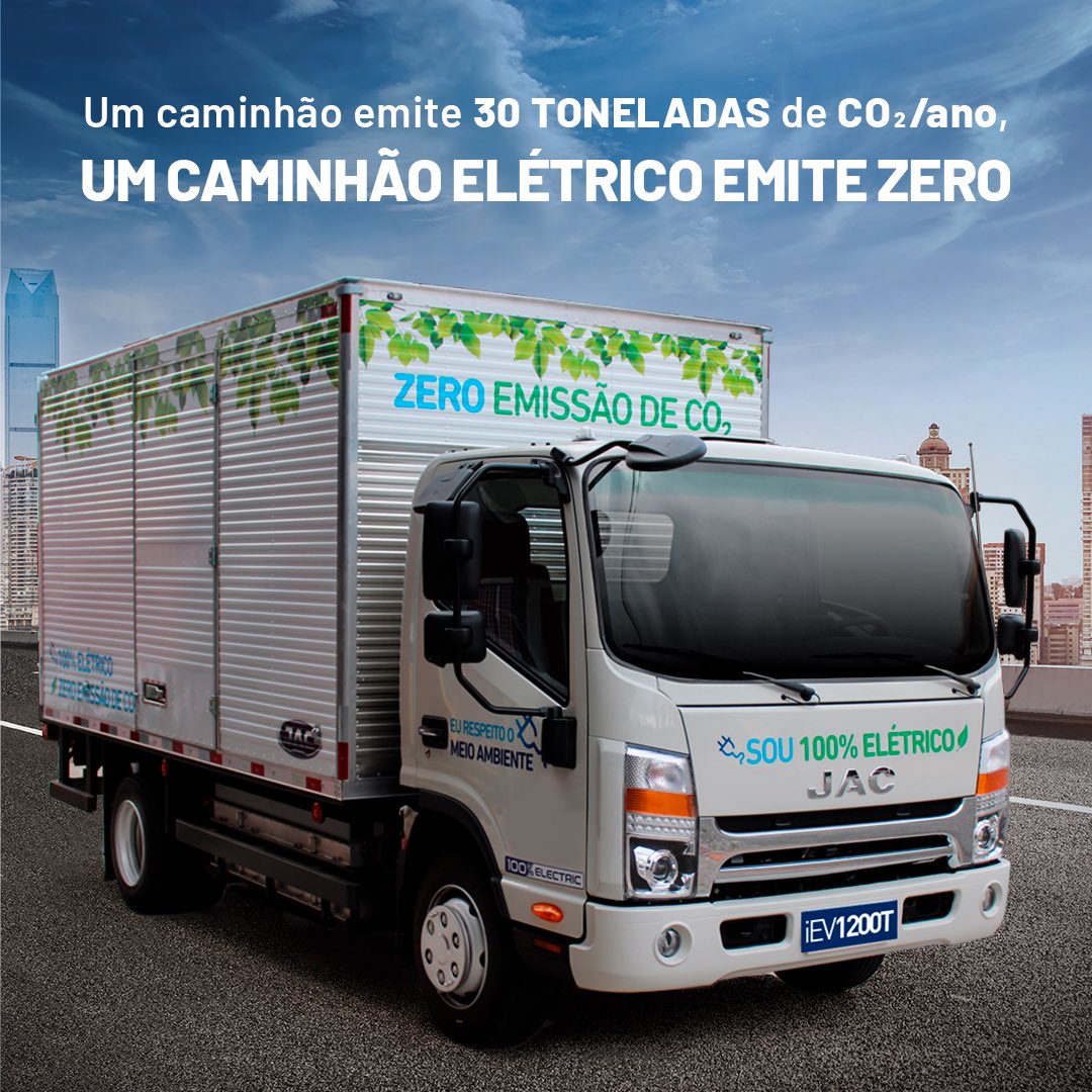 No Brasil o principal modal de transportes é o rodoviário, isso tem um impacto muito grande não só para o meio ambiente, mas na saúde de todos, estamos falando da poluição do ar, poluição sonora, temperatura entre outros.
Com o caminhão elétrico iEV1200T ajudamos o nosso planeta.
