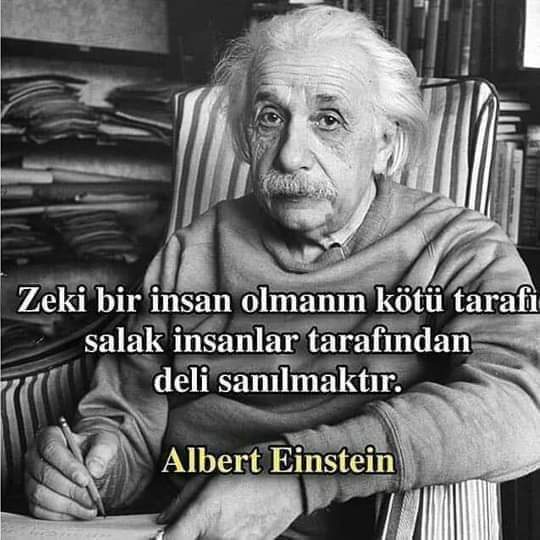 Zeki insanlar hep dertlidir
Zekâ iyi bir şey değil
Beyin sürekli analiz halinde

Biri sana bir haraket yaptığında ne amaçla yaptığını anında anlayıp kendine mis gibi 
dert ediniyorsun

Ama aptallara bak dünyadan haberleri yok
Bu hayat aptallara güzel
Zekilere zindan..!!

BUKOWSKİ