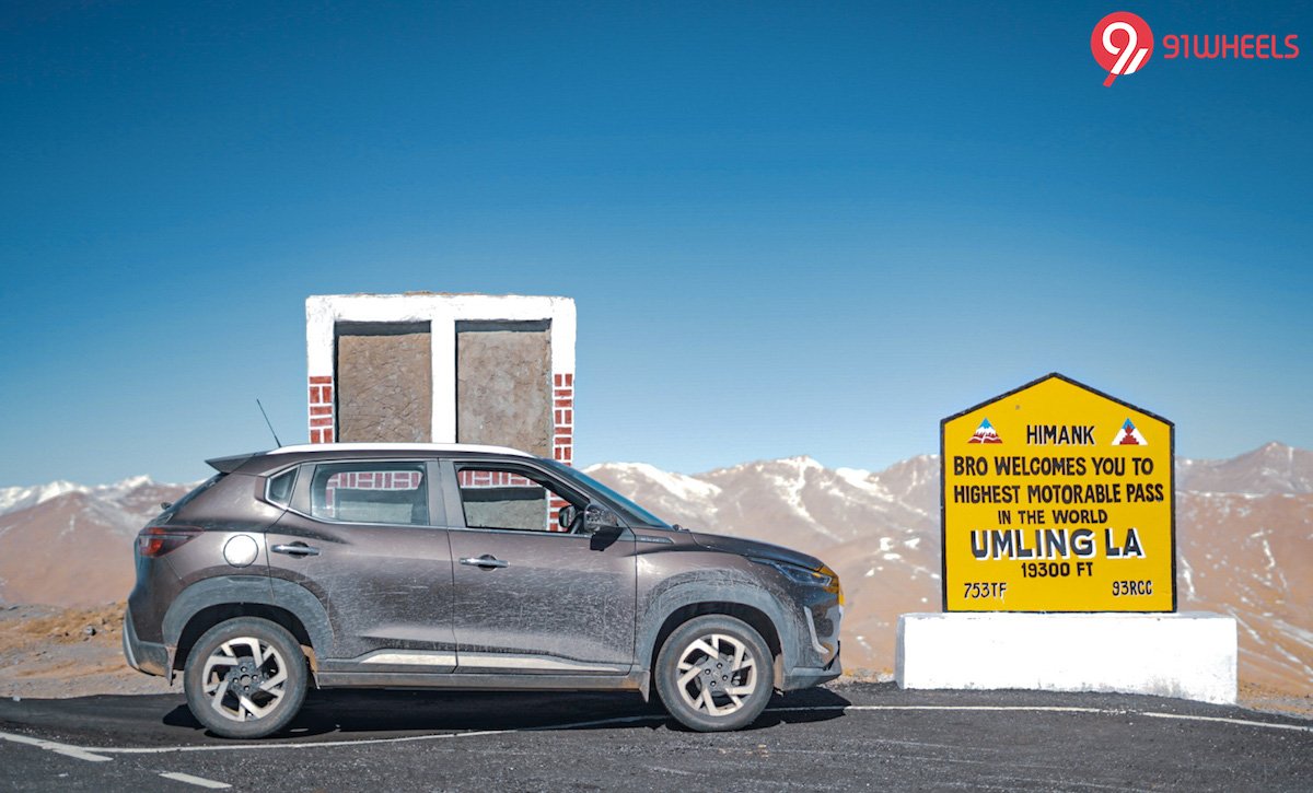 BunnyPunia's tweet photo. A picture is more than a thousand words. 

Umling la with the @Nissan_India Magnite CVT. 

@91wheels @JulianPratap @VaniAiyer @srivastava91265 https://t.co/cyzv8lOsrM