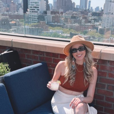 hannahalyse27 tweet media