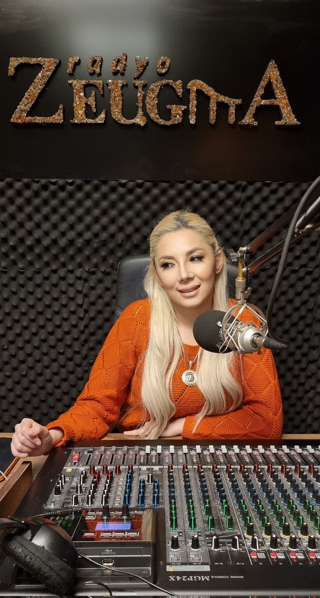 Tuğba Eser ile "Mutluluk Sırları" her salı saat 10:00'da FM 98.9 frekansında sizlerle. radyozeugma.com
Sakın kaçırmayın.
#Gaziantep #radyo #Muzik