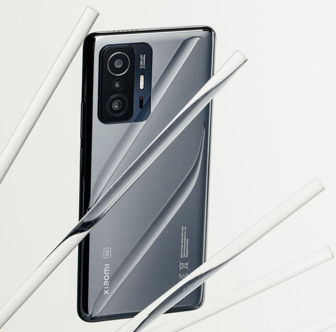Xiaomi_ZA's tweet photo. The #MeteoriteGray #Xiaomi11TPro looks really gorgeous with a brushed metal finish. What is your favourite colour?
#Cinemagic https://t.co/wgwYDdRATn