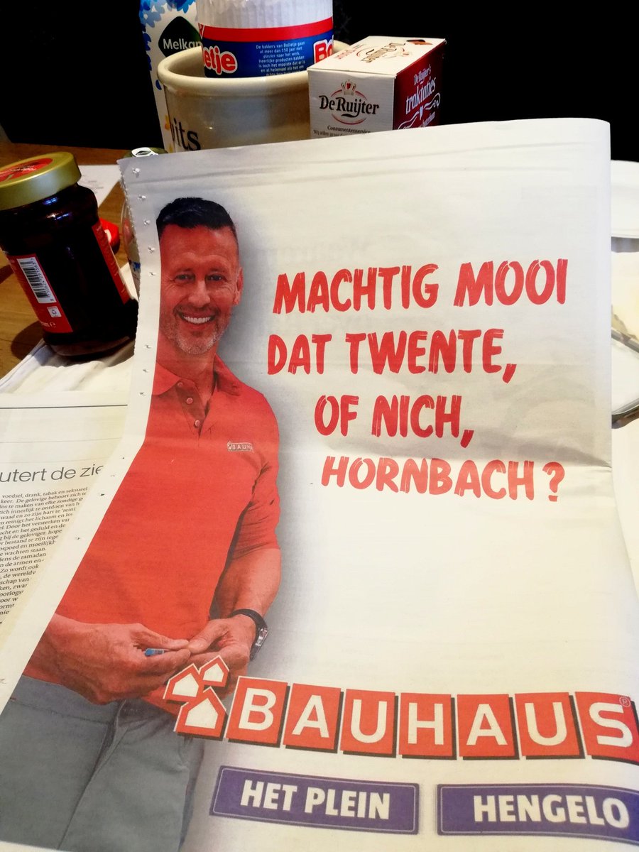 En dan zeggen ze dat Duitsers geen gevoel voor humor hebben. Dag voor de opening van concurrent #hornbach adverteert #bauhaus groot in #Tubantia