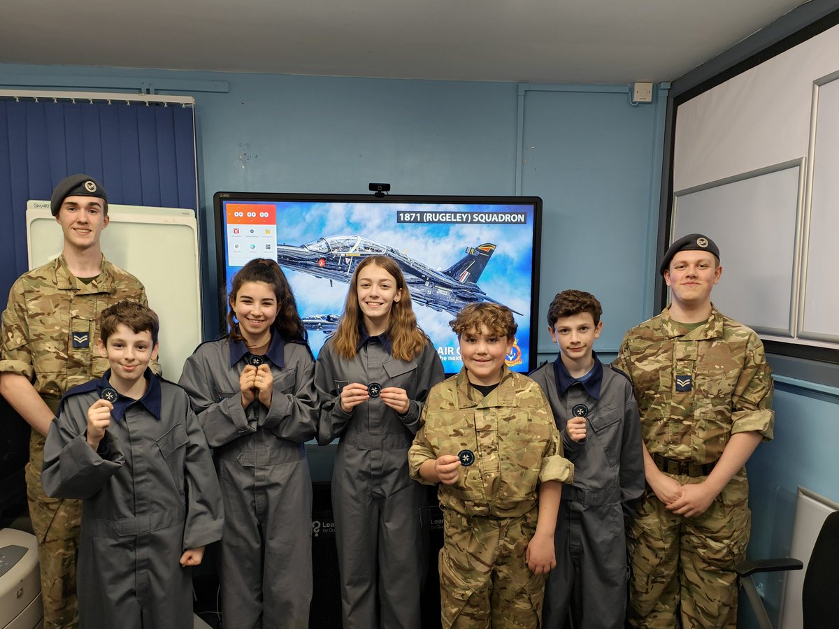 We were delighted to present five more cadets with their Essential First Aid badge this evening!

This qualification gives them the vital skills needed to save a life across a variety of emergency situations.

Thankyou to our cadet NCOs who assisted with delivery of this course.